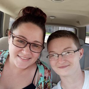 Meet your Posher, Candace